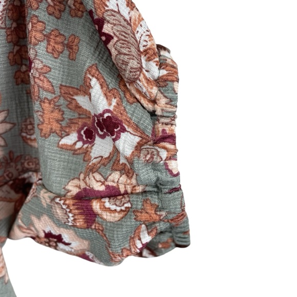 MELLODAY Womens Floral Crossover Top Blouse Size 1X NWT - Picture 3 of 6